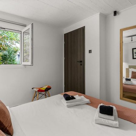 Luxe House In Glyfada With Spa Near Metro Station C8 Атина Екстериор снимка