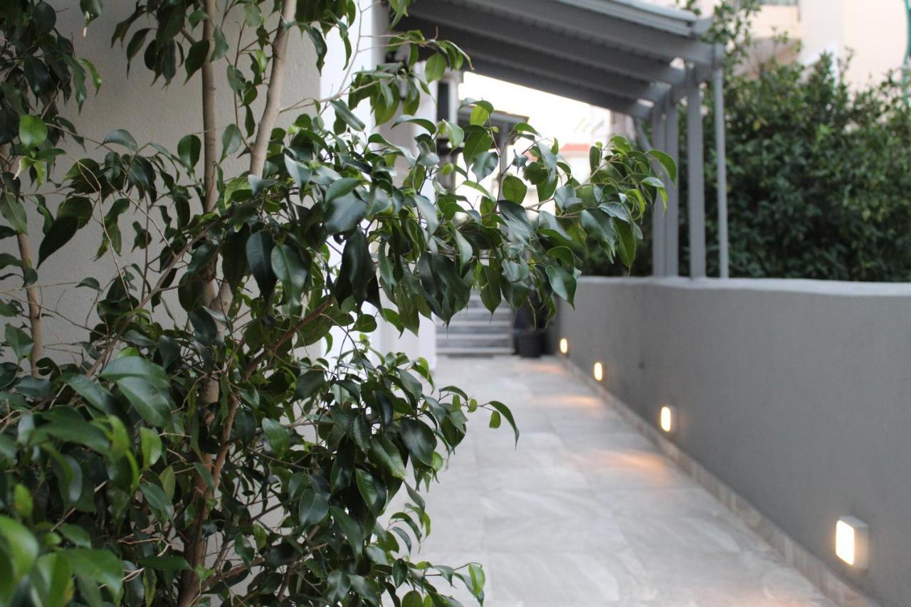 Luxe House In Glyfada With Spa Near Metro Station C8 Атина Екстериор снимка