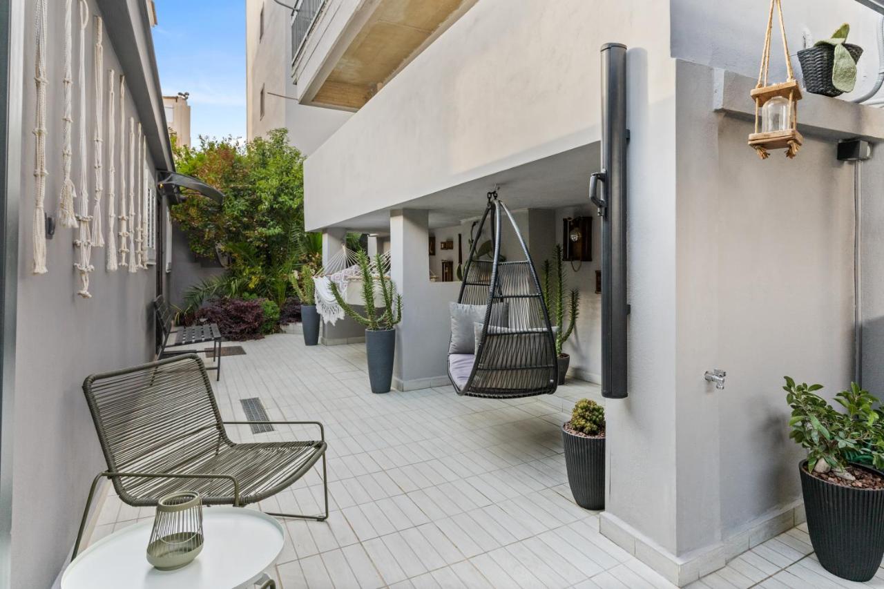 Luxe House In Glyfada With Spa Near Metro Station C8 Атина Екстериор снимка